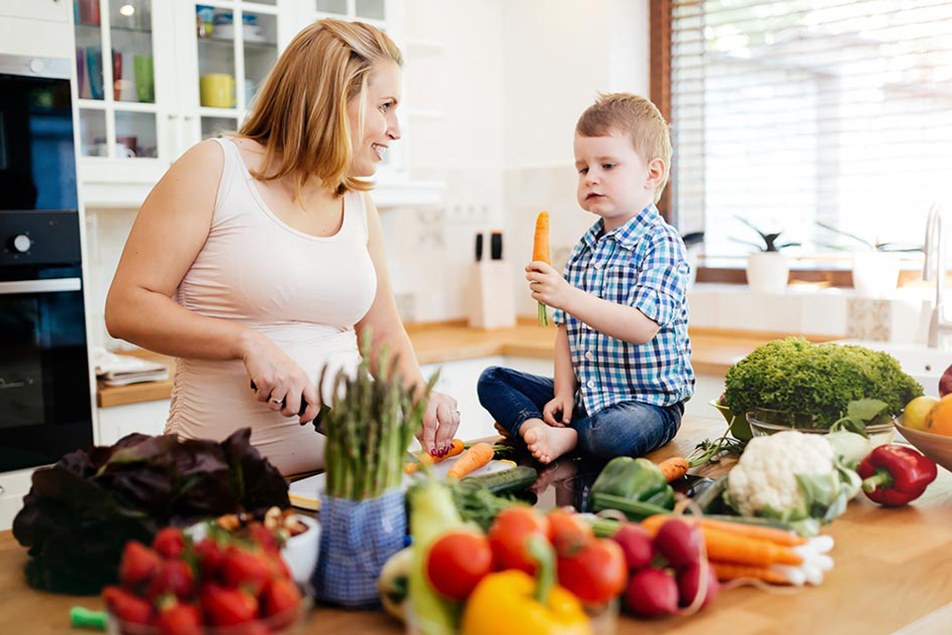 How to talk to your children about healthy eating