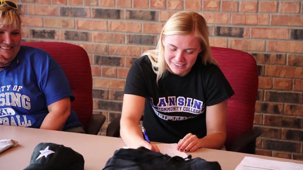 Concordia's Steele signs with Lansing Community College softball
