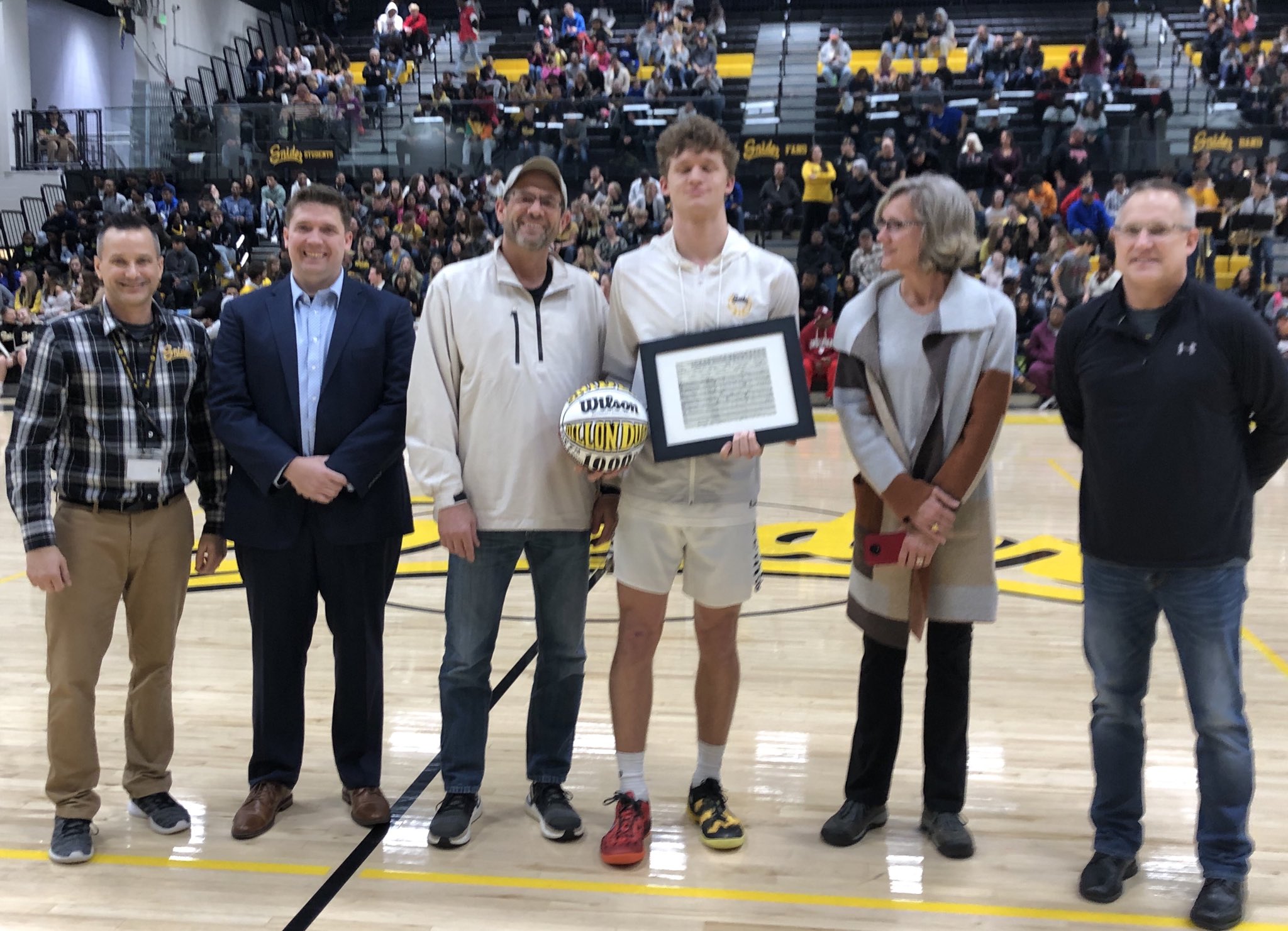 Snider's Duff tallies 1,000th career points
